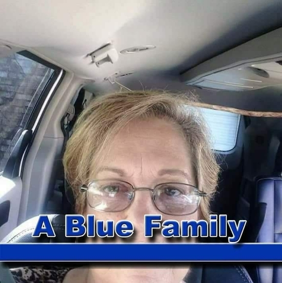 Meet your Posher, Caroline - Picture 1 of 1